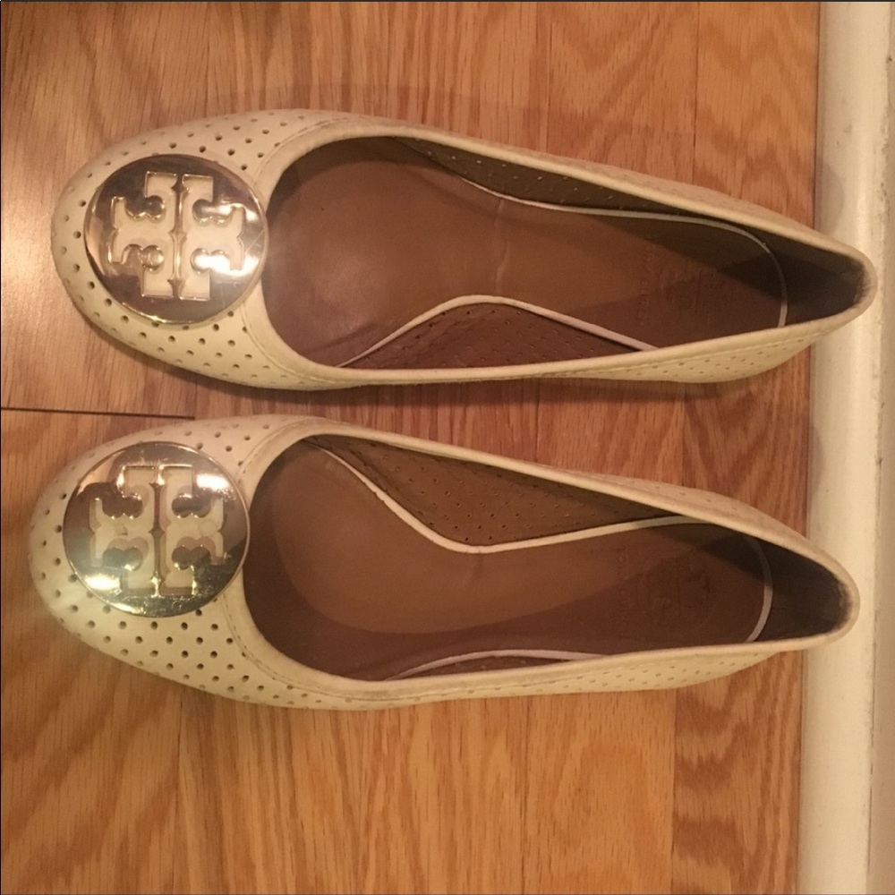 SOLD Tory Burch size 7